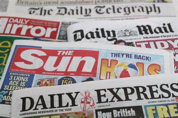 How many newspapers are printed in the UK?